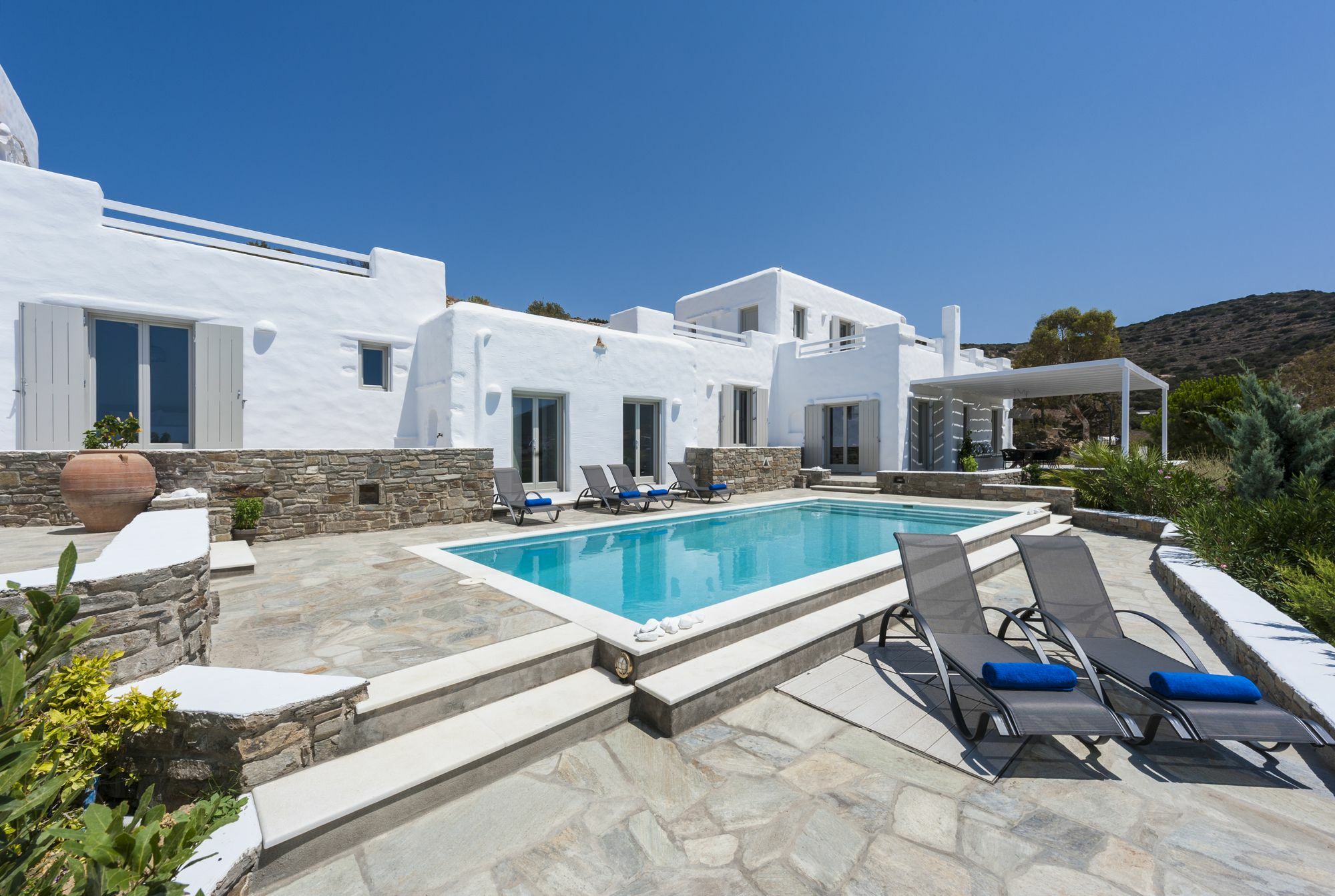 Niriides Luxury Villas Aliki  Bagian luar foto